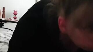 Suomalainen MILF Kotitekoinen Suihin ja Cum Swallowing