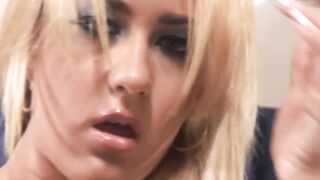 Blonde bustys cougar gets lusty anal sex