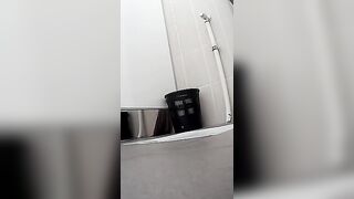 Toilet 2