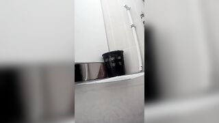 Toilet 2