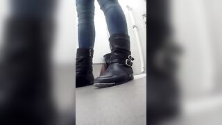 Toilet 2