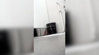 Toilet 2