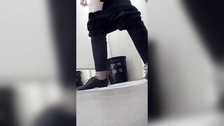 Toilet 2