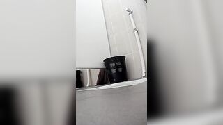 Toilet 2