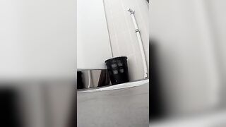 Toilet 2