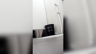 Toilet 2
