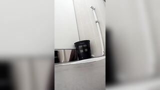 Toilet 2