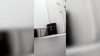 Toilet 2