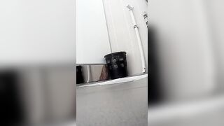 Toilet 2