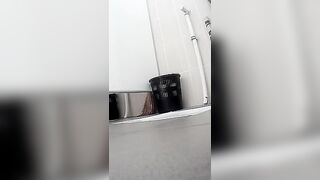 Toilet 2
