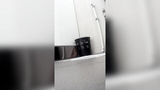 Toilet 2