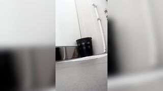Toilet 2