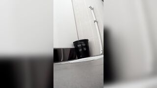 Toilet 2