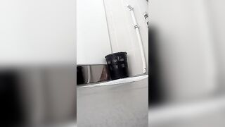 Toilet 2