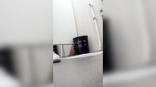 Toilet 2