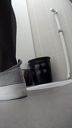 Toilet 2
