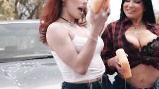 Tgirl Ariel Demure got hard from carwash