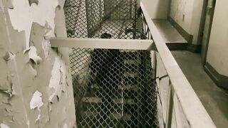 Domina Gf April - Sub lock up