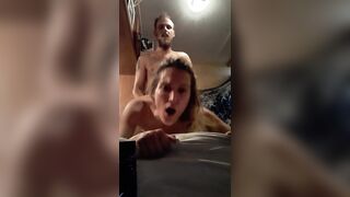 babe milf knows how to Rides a Penis