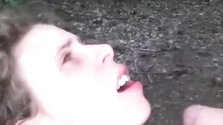 Stieftochter heimlich im Wald gefickt