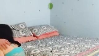 Nachbarin zum Ficken im Zimmer getroffen