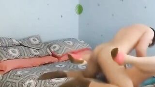 Nachbarin zum Ficken im Zimmer getroffen