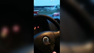 tipul ma filma cu o camera video cum el ma ejagulat sperma peste volan cu un vibrato