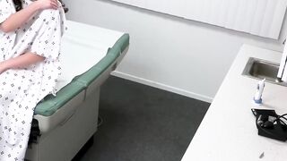 Busty girl Jasmine Wilde comes to do a pussy checkup so her doctor seduces her into s