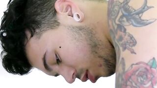 Young lovers enjoy having anal sex before both cumshot