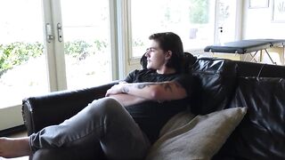 Sex pro MILF Andie Anderson sure knows how to make a stud cum