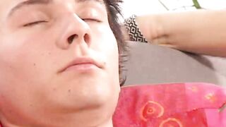 Renato Amoroso And Niall Dawson - First Suck - Oral