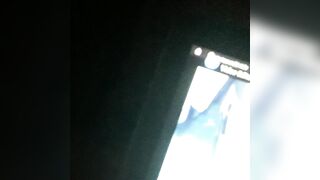 ton krao me fait un footjob en cam