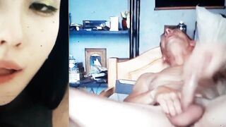 ton krao me fait un footjob en cam