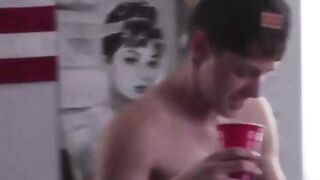 Snapbacked teen fucks the hell out of a twink