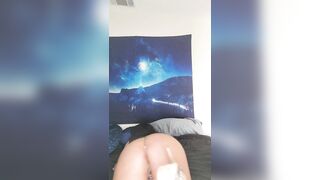 Thick Thigh Spreading Wide W/ Cunt Spreads from Older cougar-