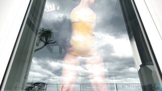 Babe Real Estate Business Woman used into a Luxury Villa