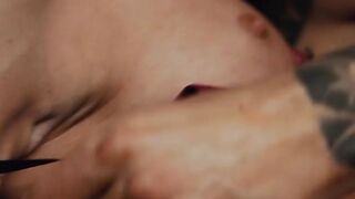 Young beauty kisses her man as she goes for anal drilling