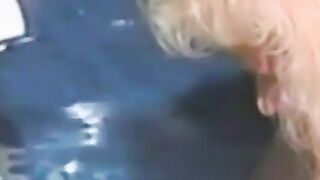 Vintage dykes have fun in jacuzzi before tongue fucking