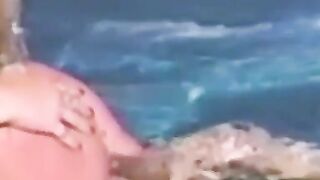 Vintage dykes have fun in jacuzzi before tongue fucking