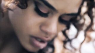 Cute teenager Scarlit Scandal deepthroats big throbbing cock