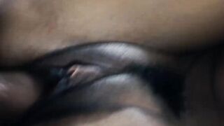 Cute teenager Scarlit Scandal deepthroats big throbbing cock