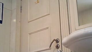 Toilet 3