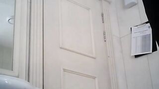 Toilet 3
