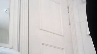 Toilet 3