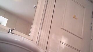 Toilet 3