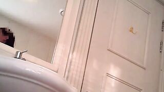 Toilet 3