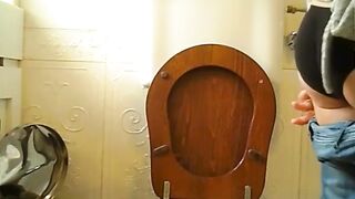 Toilet 3