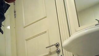 Toilet 3