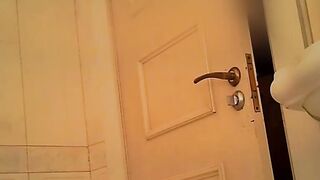 Toilet 3