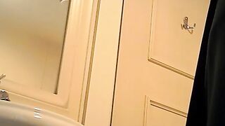 Toilet 3